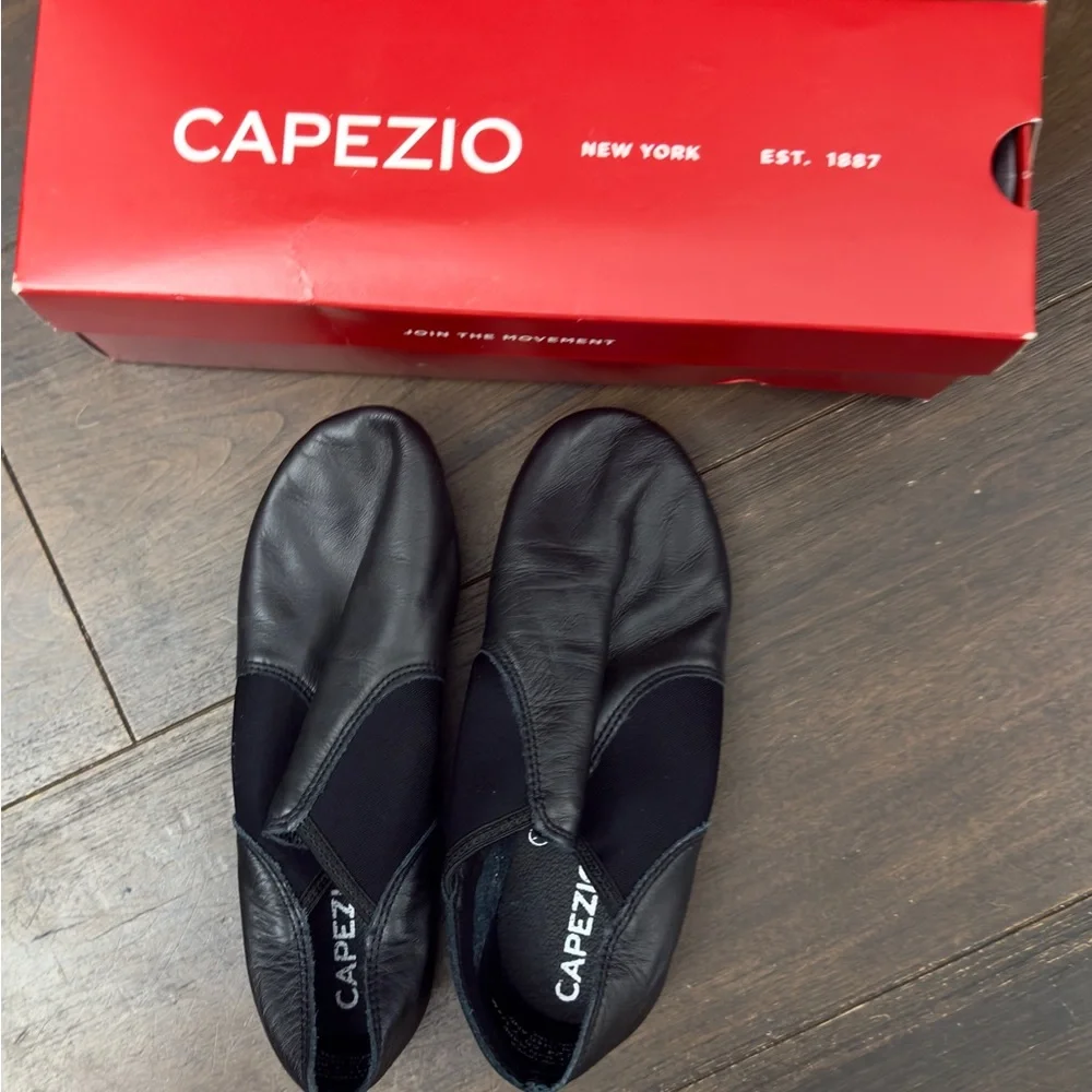 Capezio Black Dance Shoes - Picture 1 of 5